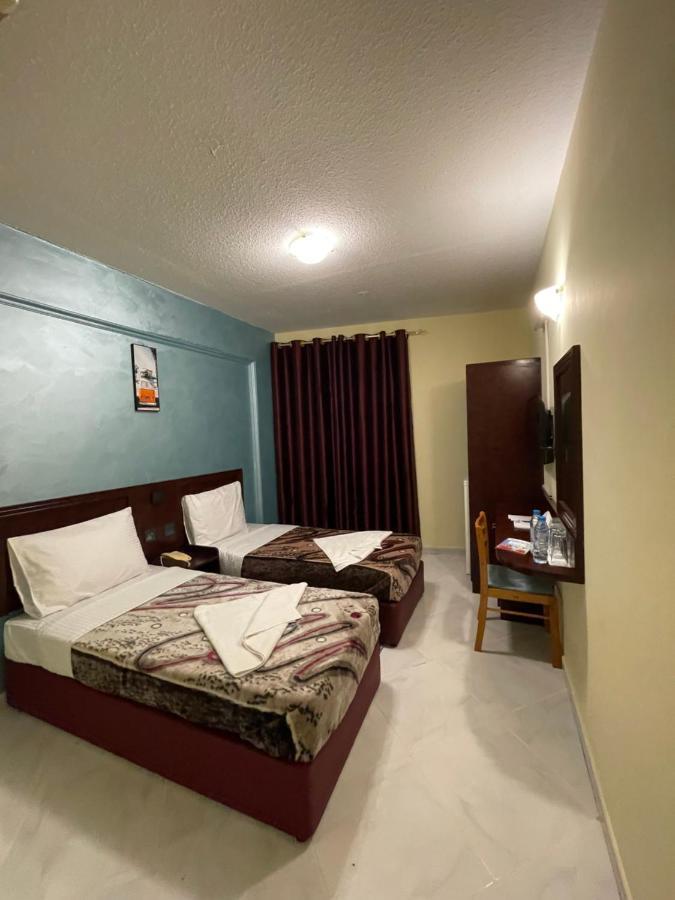 Mount Sina Hotel By Aura دبي المظهر الخارجي الصورة
